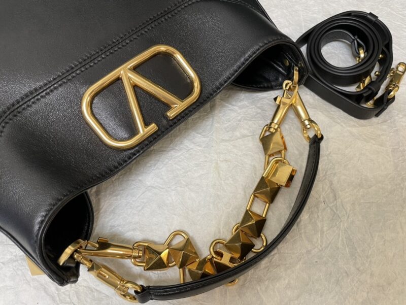 Valentino Garavani StudSign-28*22*7CM - Image 6