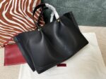 Valentino  Garavani Escape Handbags-31*25*15&41*25*18 CM - Image 3