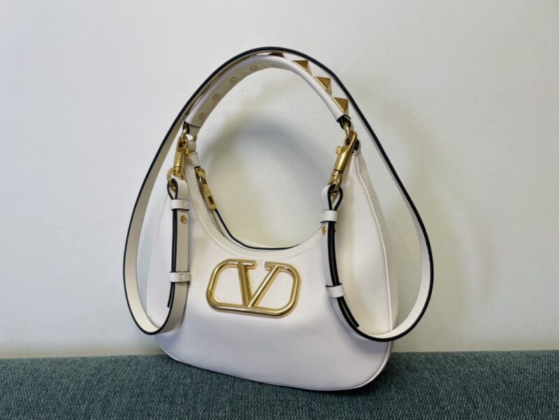 Valentino Garavani StudSign-26*30*7CM - Image 7