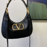 Valentino Garavani StudSign-26*30*7CM