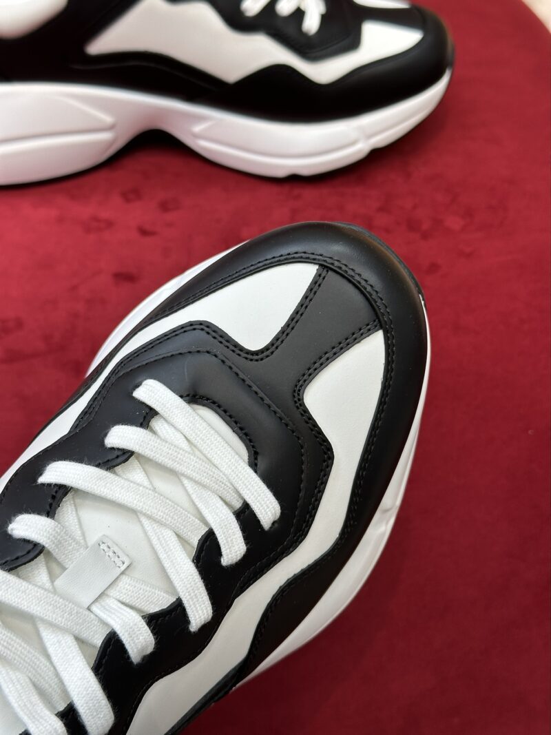 Gucci Sneakers - Image 5