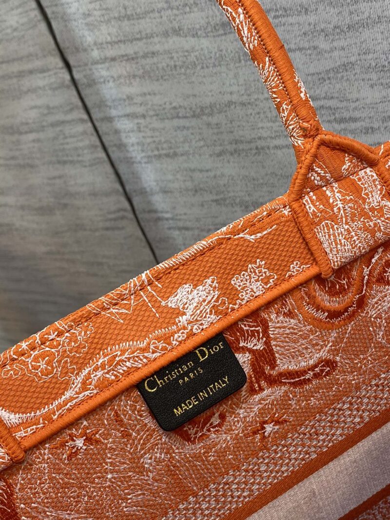 Diro Small Book Tote-36.5CM - Image 2