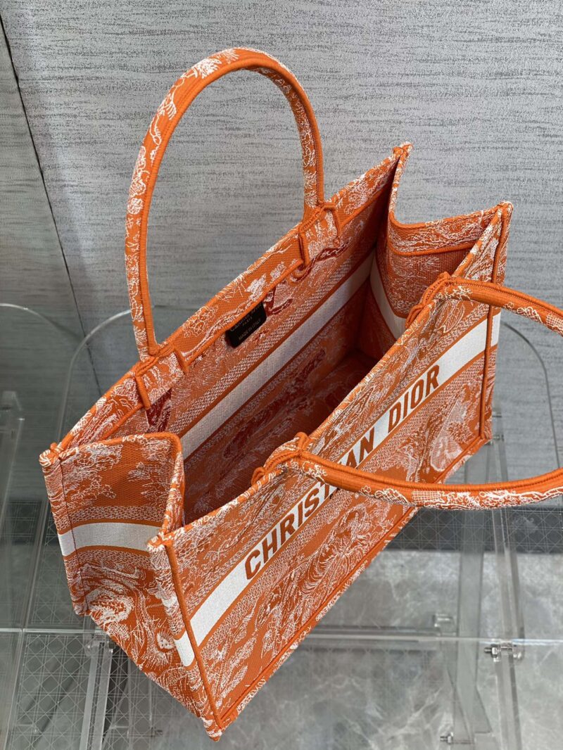 Diro Small Book Tote-36.5CM - Image 8