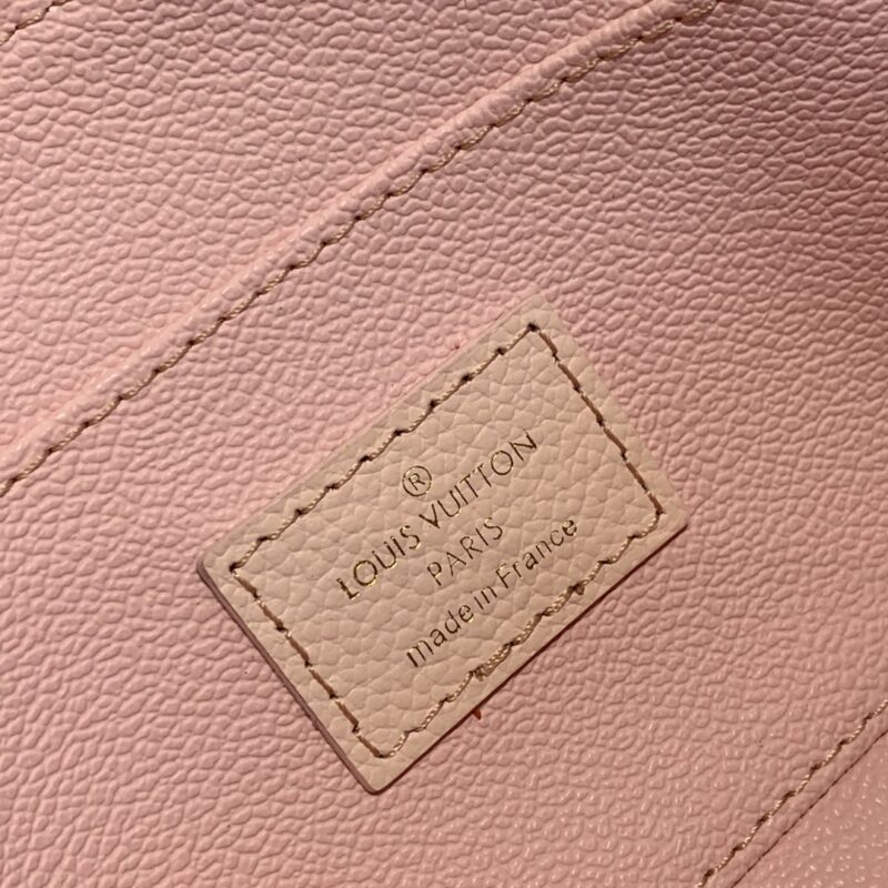 Louis Vuitton Cosmetic Bag-19*12*6CM - Image 6