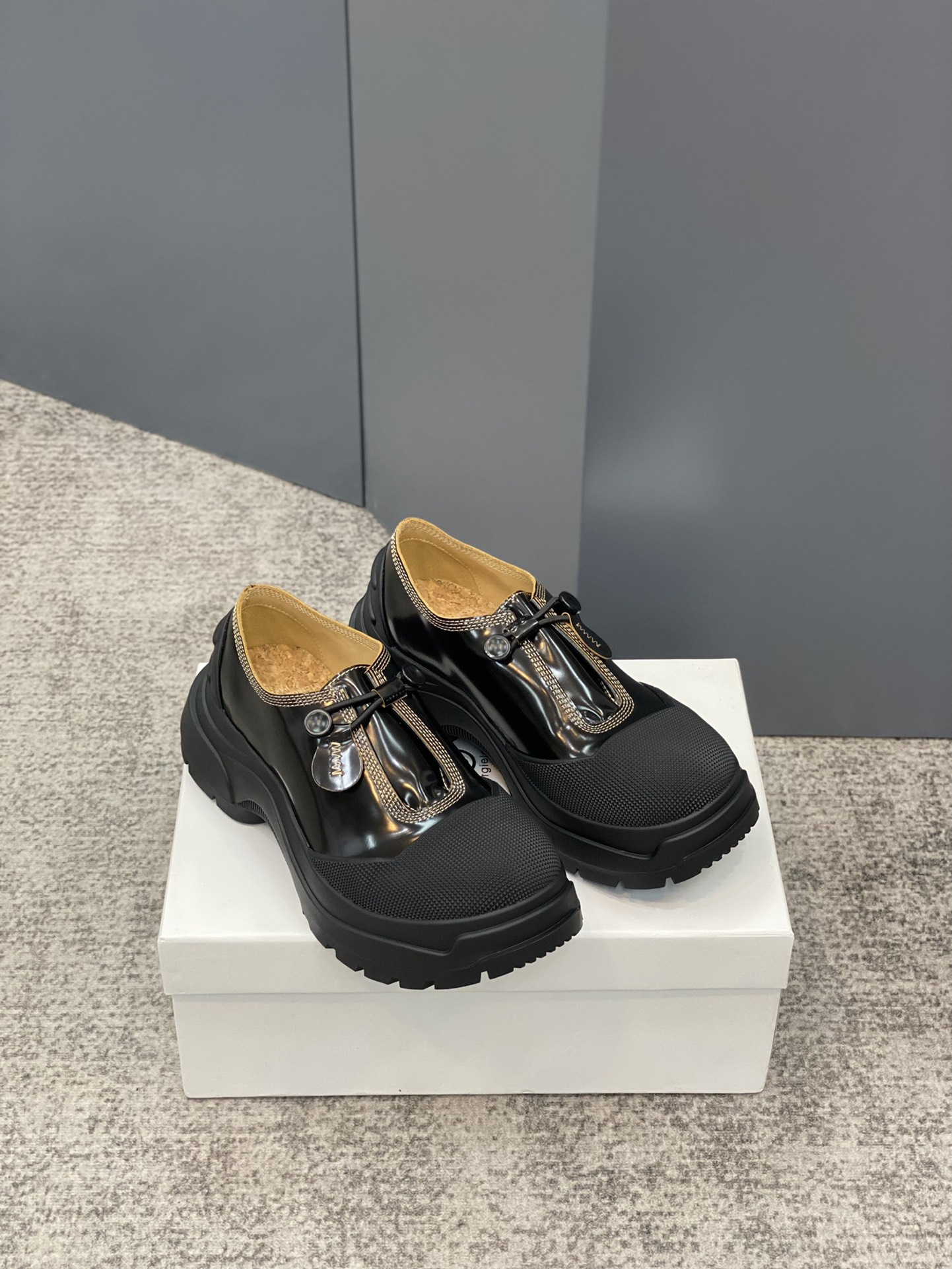 wrewewrwerewrwe_3_.jpg MM6 Boots - Image 1