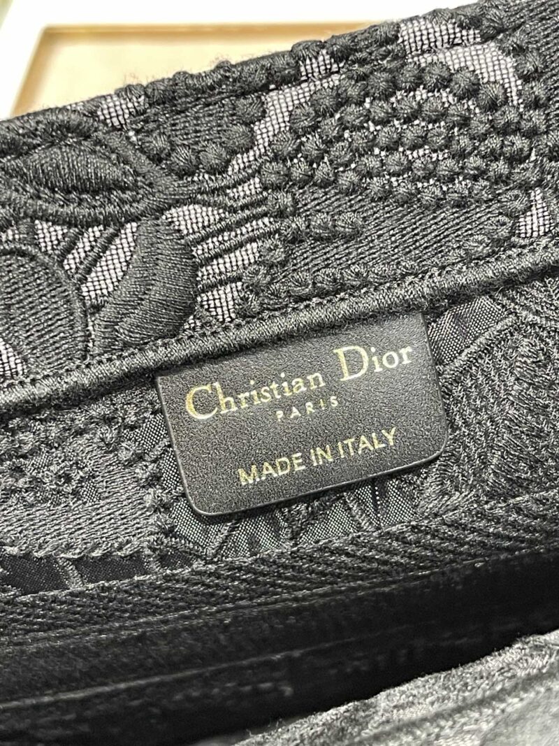 Diro Small Book Tote-26*8*22CM - Image 9