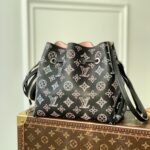 Louis Vuitton Bella Tote Bag-9 x 22 x 14CM