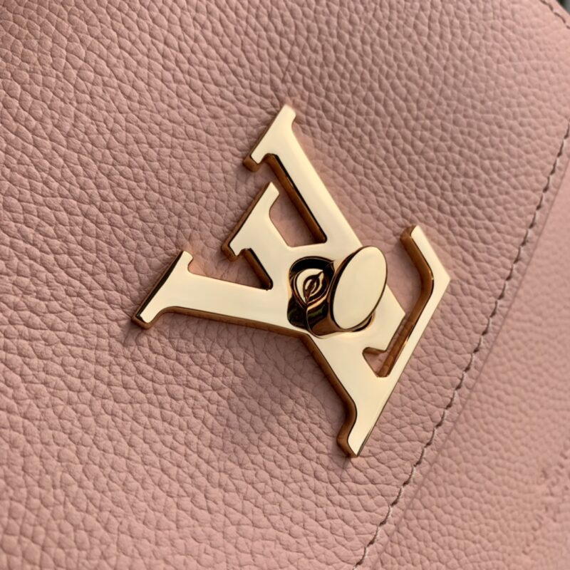 Louis Vuitton Lockme Ever 23x17x10CM - Image 5