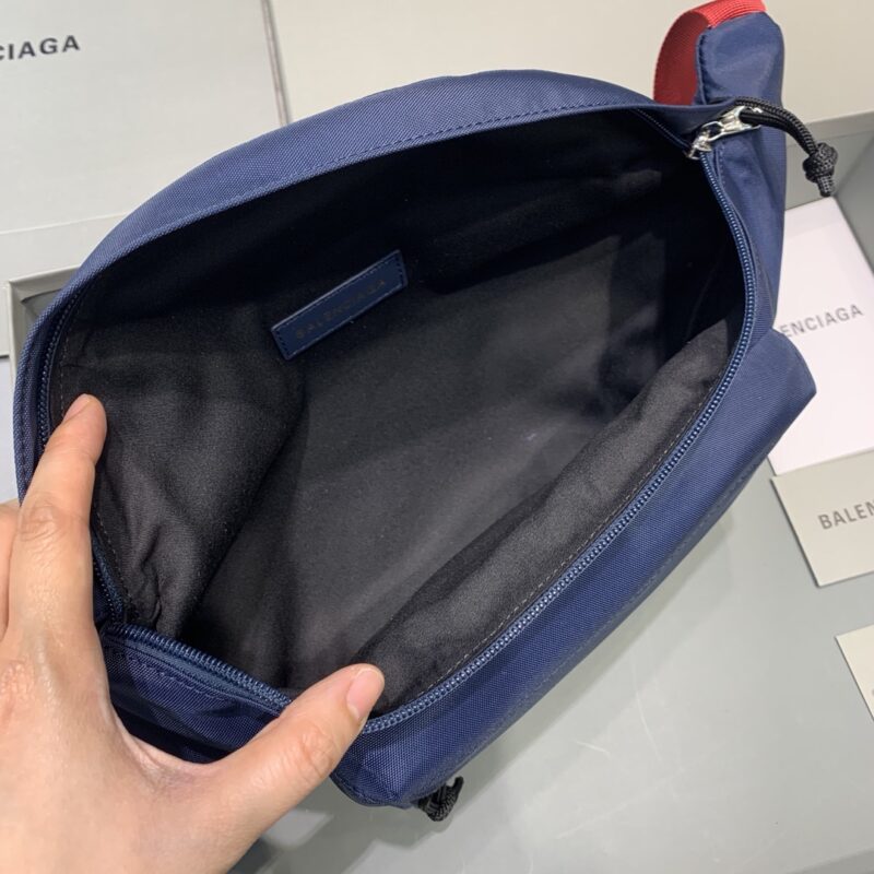 Balenciaga Wheel Logo Waist Bag-23*5*20CM - Image 7