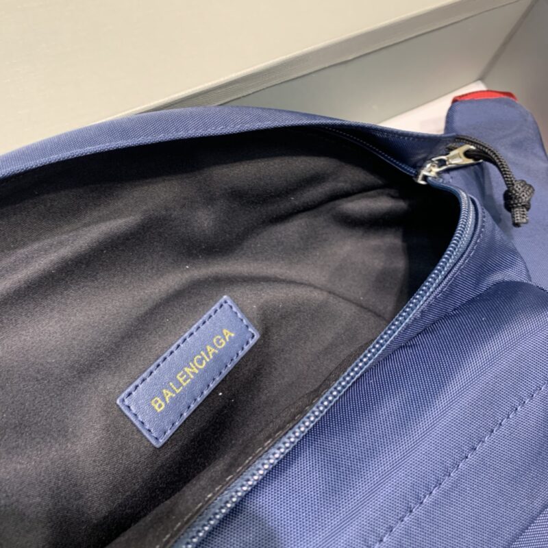 Balenciaga Wheel Logo Waist Bag-23*5*20CM - Image 8