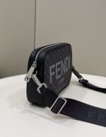 FendI Camera Bag-23.5x5x16CM - Image 3