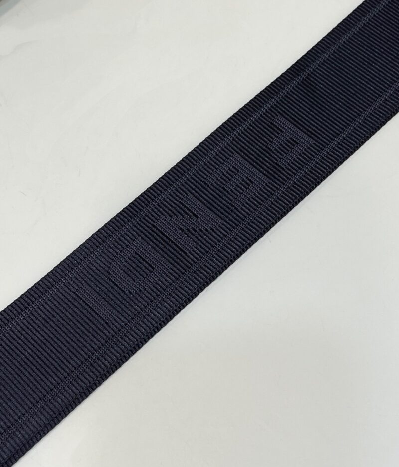 FendI Camera Bag-23.5x5x16CM - Image 5