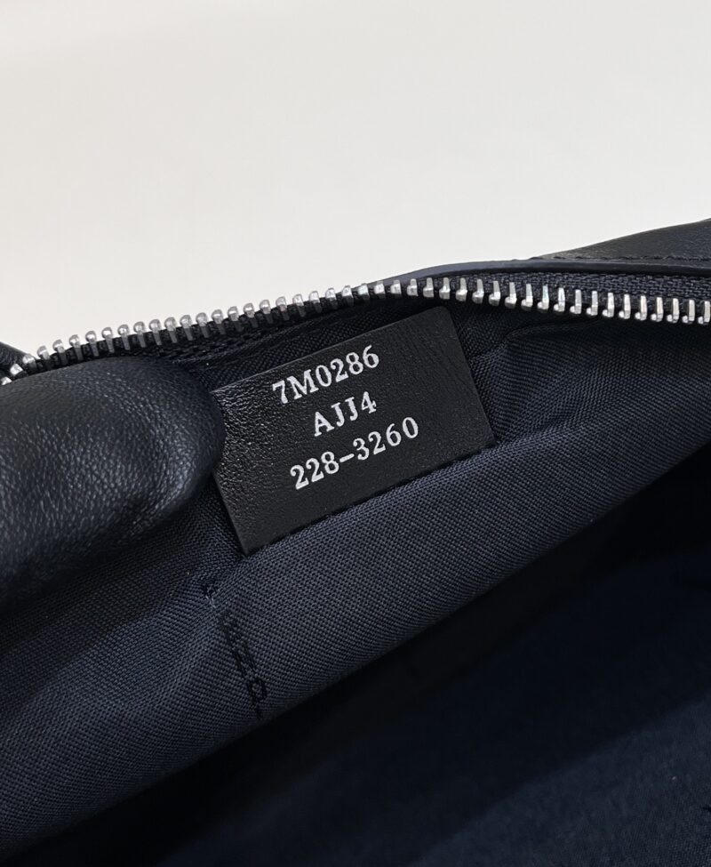 FendI Camera Bag-23.5x5x16CM - Image 8