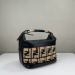 FendI Raffia Bag-35 x22 x18CM - Image 3