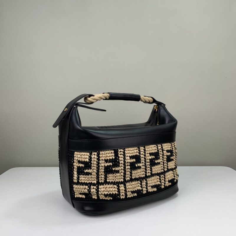 FendI Raffia Bag-35 x22 x18CM - Image 3