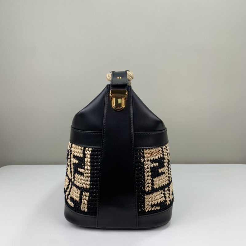 FendI Raffia Bag-35 x22 x18CM - Image 2