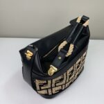 FendI Raffia Bag-35 x22 x18CM - Image 5