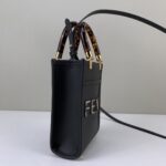 Fendi Mini Tote Bag-13*18*6.5CM - Image 4