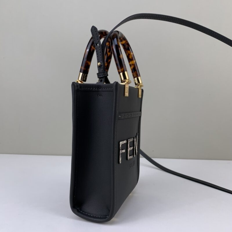 Fendi Mini Tote Bag-13*18*6.5CM - Image 4