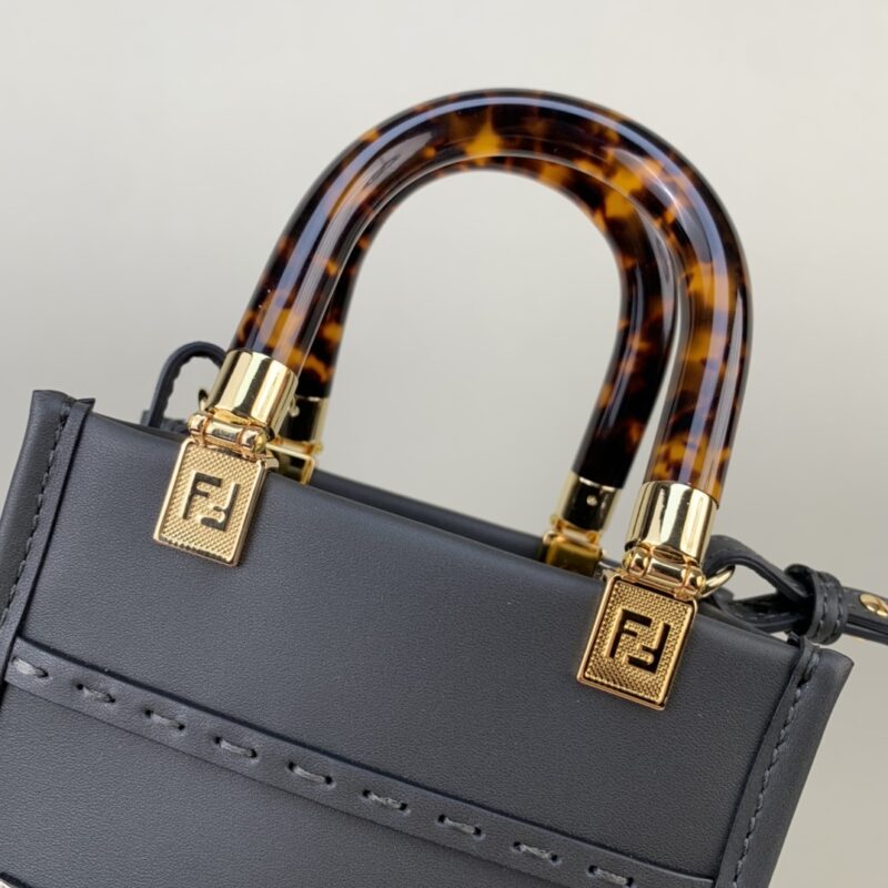 Fendi Mini Tote Bag-13*18*6.5CM - Image 6