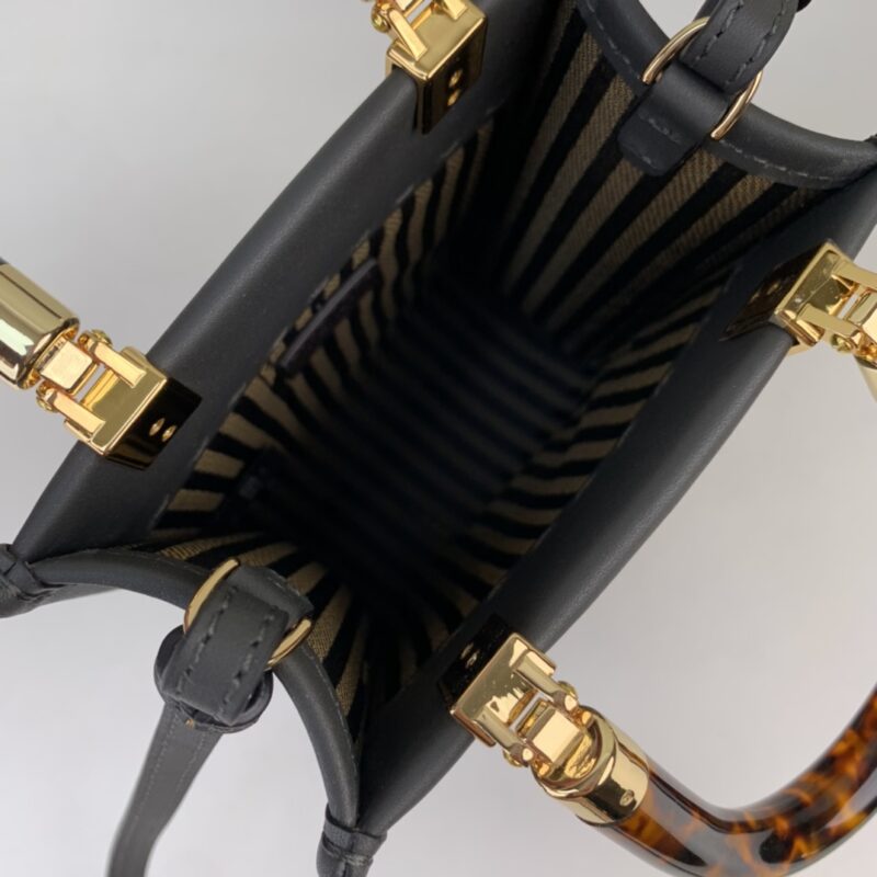 Fendi Mini Tote Bag-13*18*6.5CM - Image 8