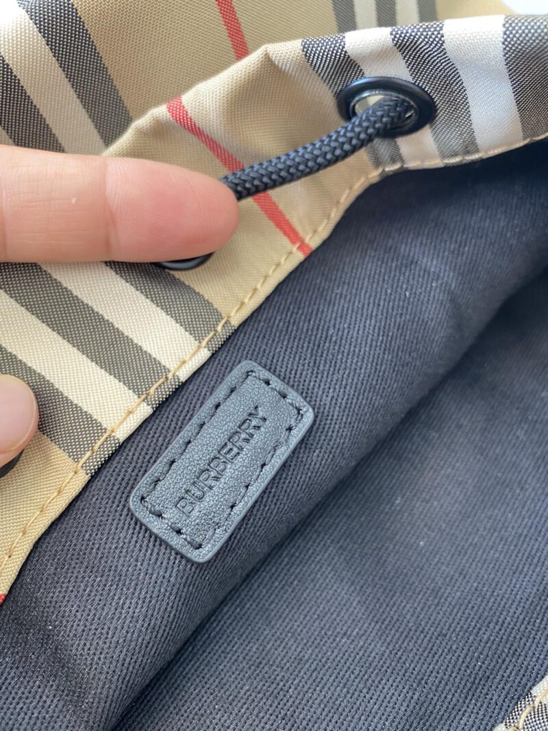 Burberry Bucket-18X19.5CM - Image 8