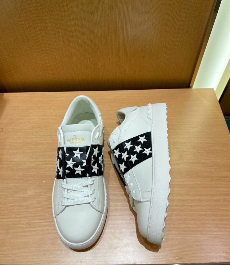 Valentino Garavani Sneakers - Image 4
