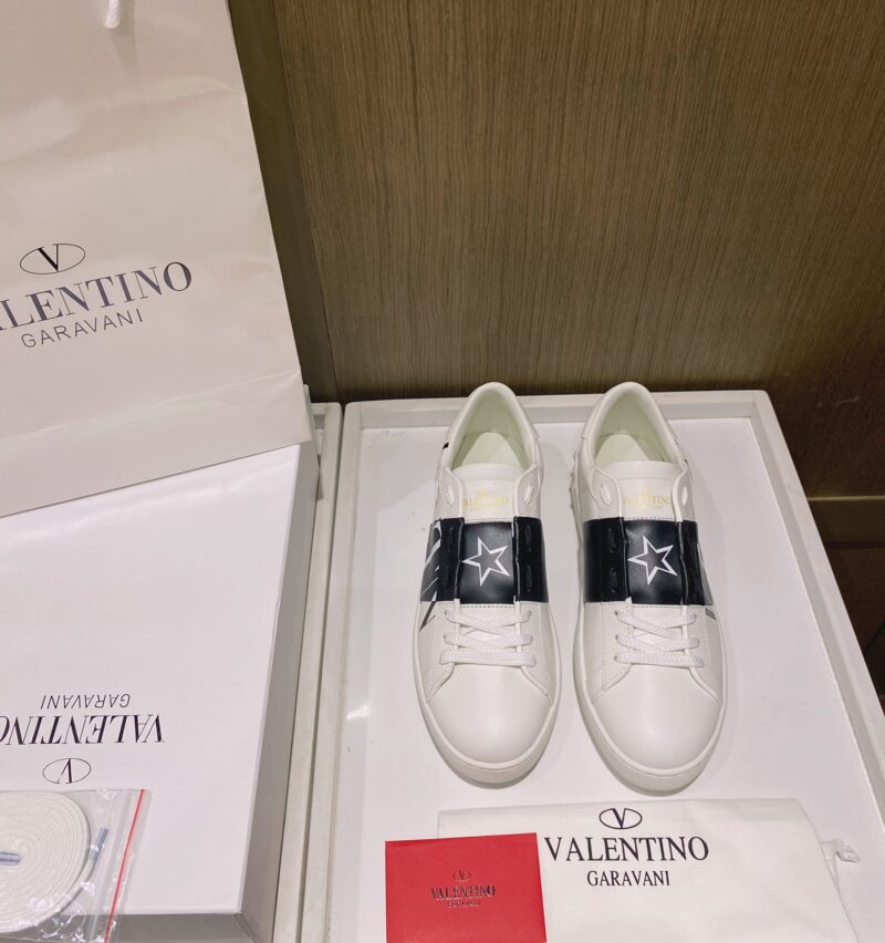 Valentino Garavani Sneakers - Image 2