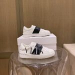 Valentino Garavani Sneakers - Image 4