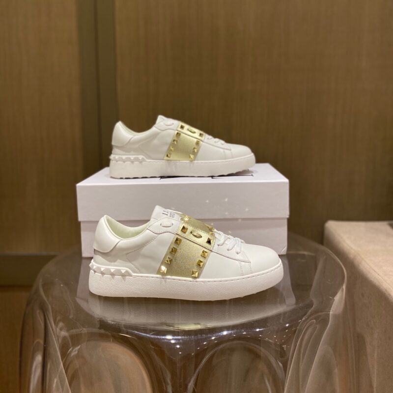 Valentino Garavani Sneakers - Image 3