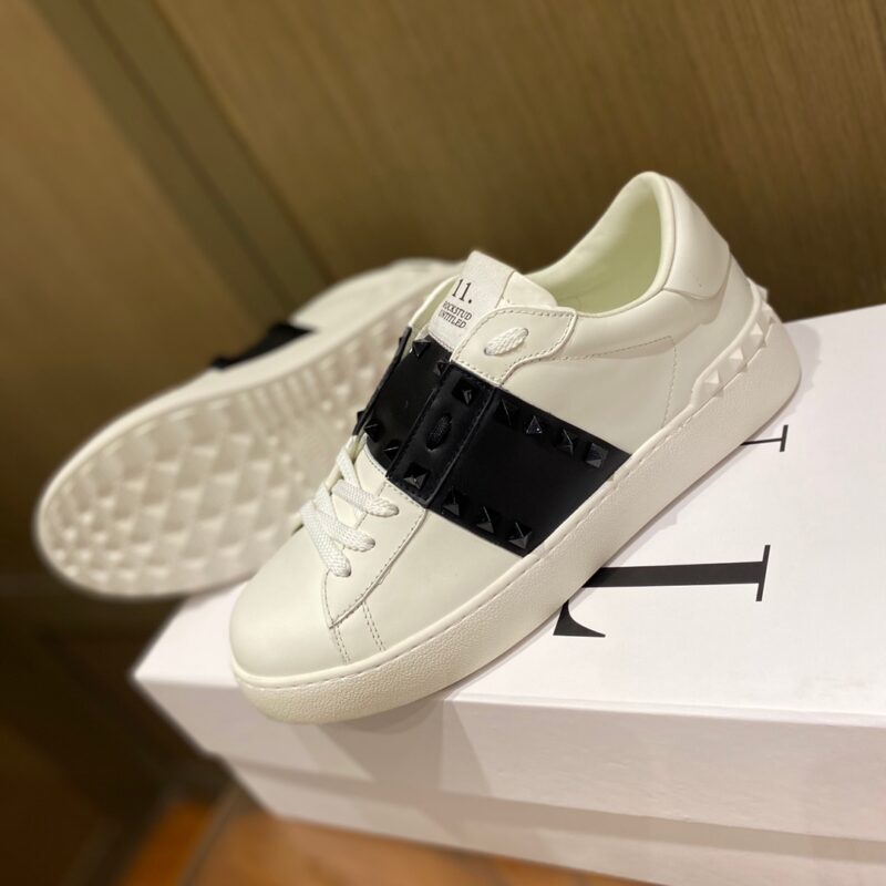 Valentino Garavani Sneakers - Image 5