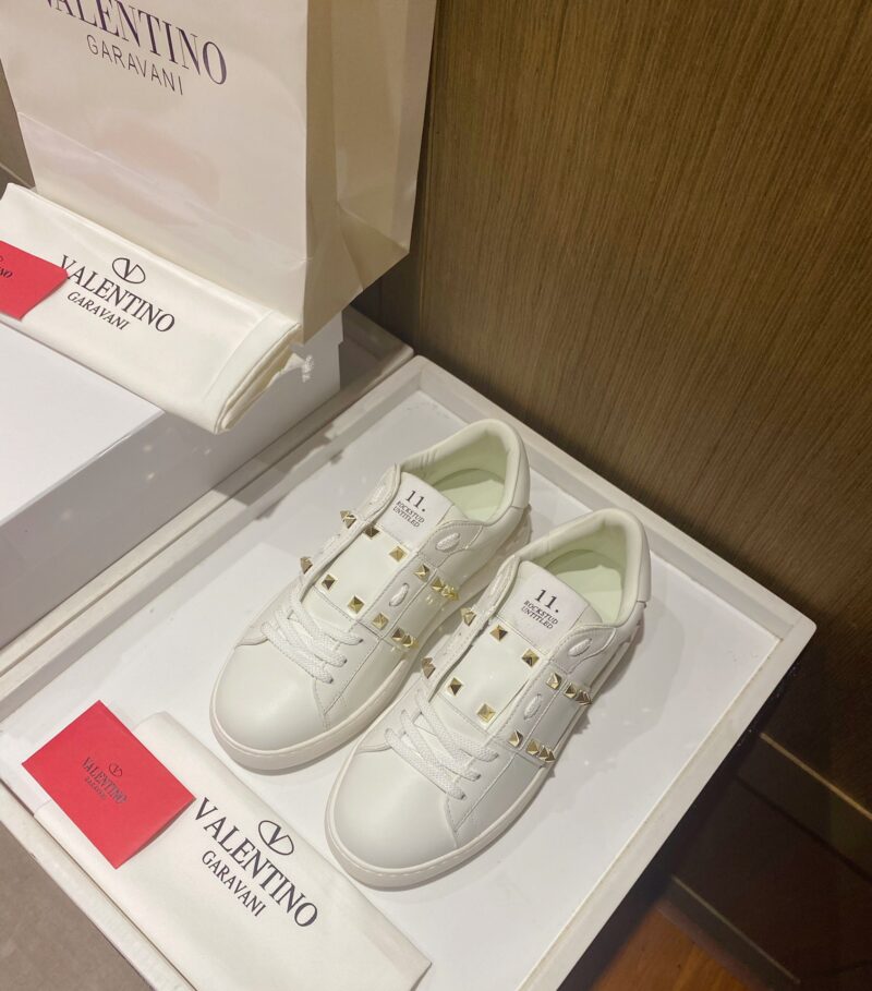 Valentino Garavani Sneakers - Image 4