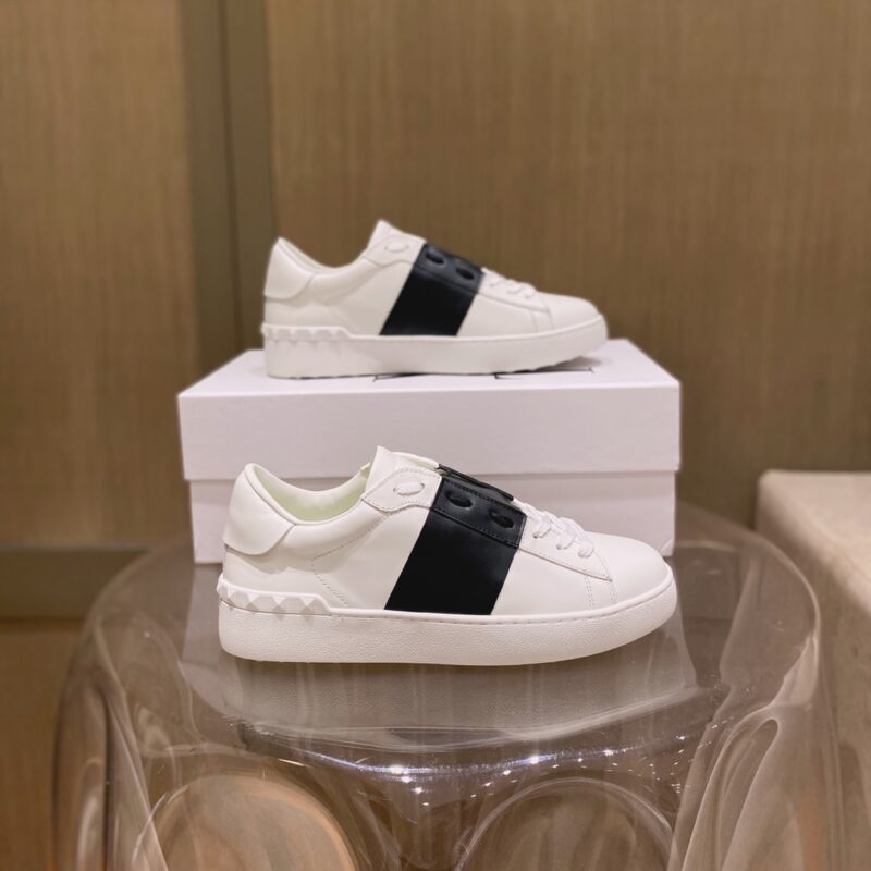 Valentino Garavani Sneakers - Image 6