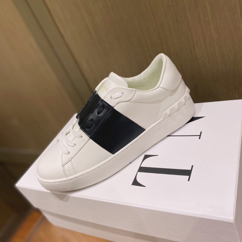 Valentino Garavani Sneakers - Image 7