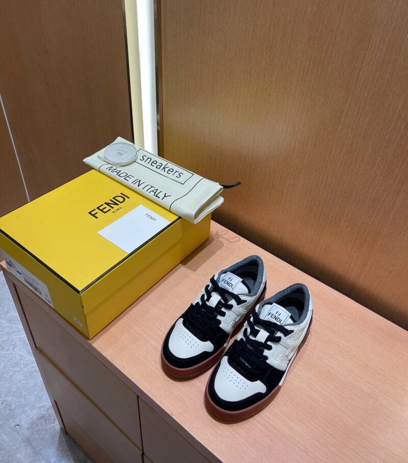 FENDI Sneakers - Image 3