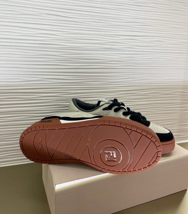 FENDI Sneakers - Image 9