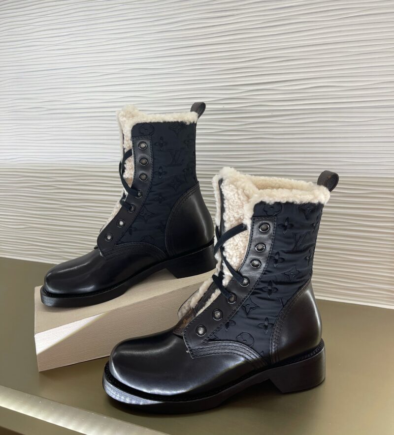 Louis Vuitton Boots - Image 4
