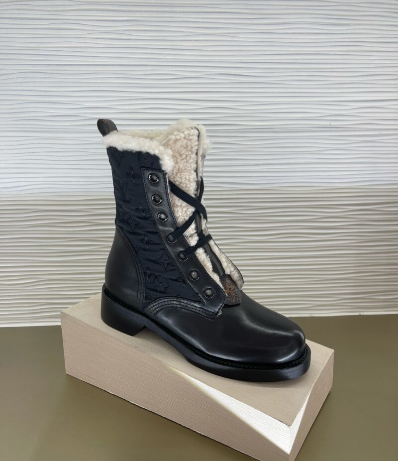 Louis Vuitton Boots - Image 7