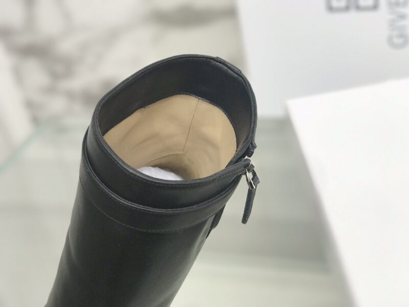 Gienvchy Boots(EU35-42) - Image 9