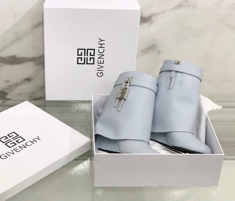 Gienvchy Boots(EU35-42) - Image 3