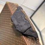Louis Vuitton Pillow Maxi Bum Bag-44 x 24 x 7CM