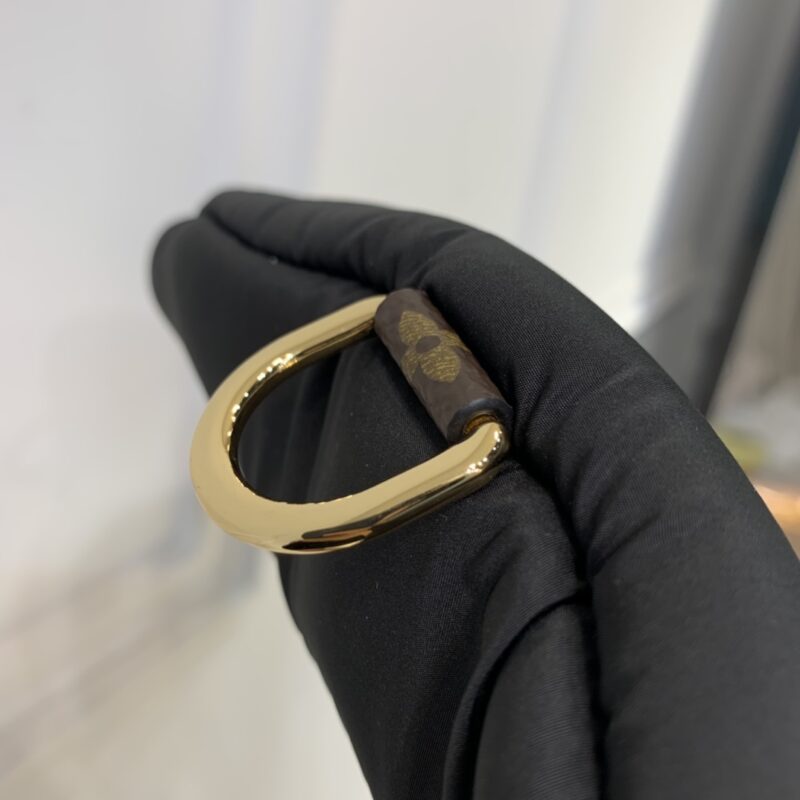 Louis Vuitton Pillow Maxi Bum Bag-44 x 24 x 7CM - Image 7