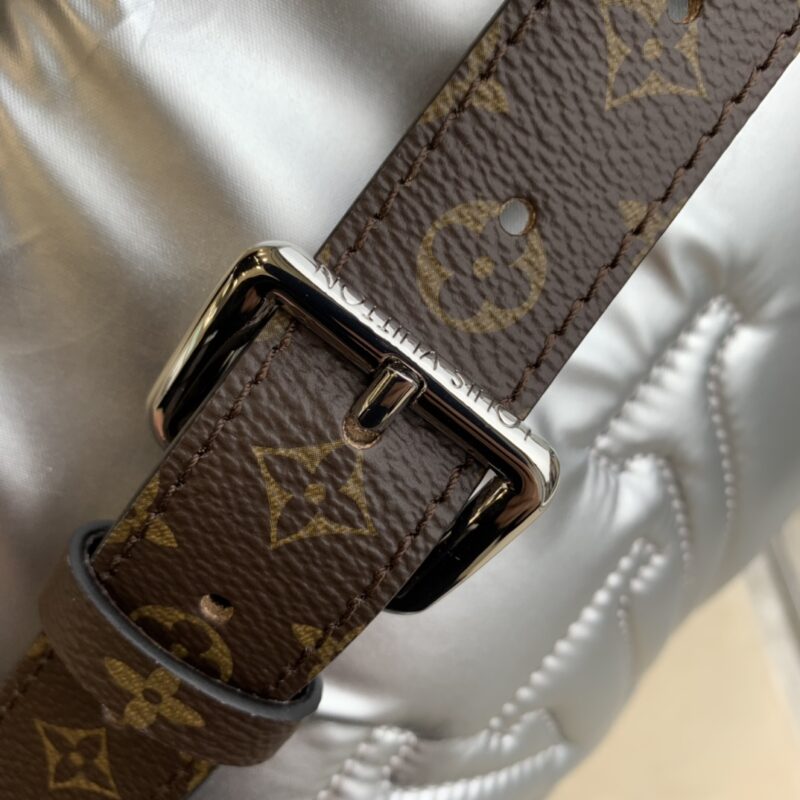 Louis Vuitton Pillow Maxi Bum Bag-44 x 24 x 7CM - Image 6