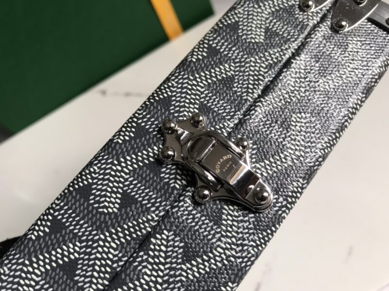 Goyard Minaudière Bags - Image 7