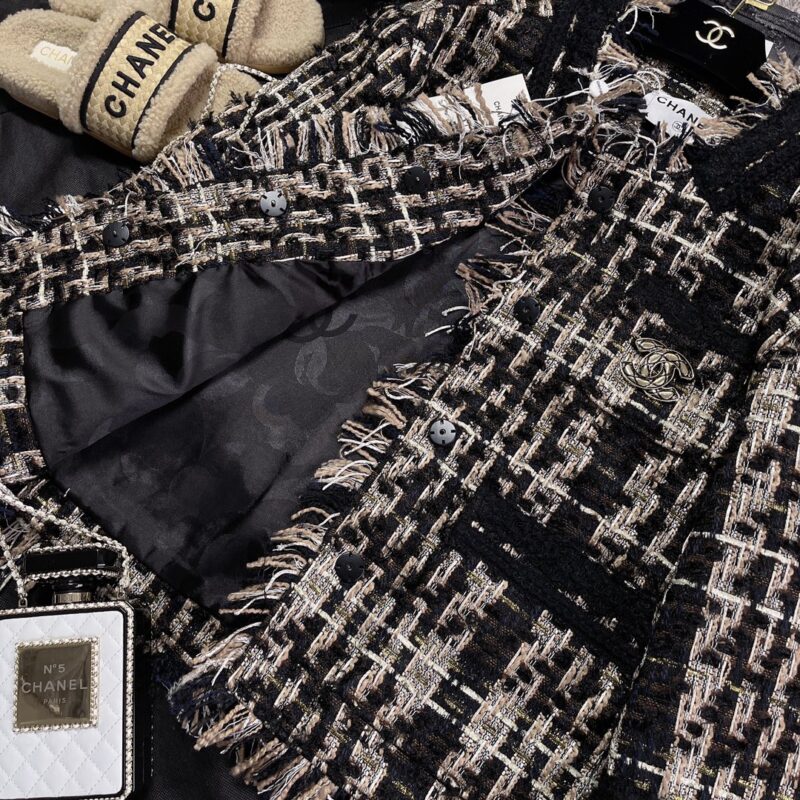 Ch@nel Vintage Coat - Image 7