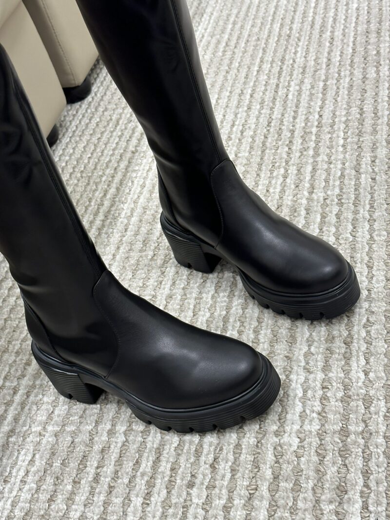 Stuart Weitzman FW22 Boots - Image 7