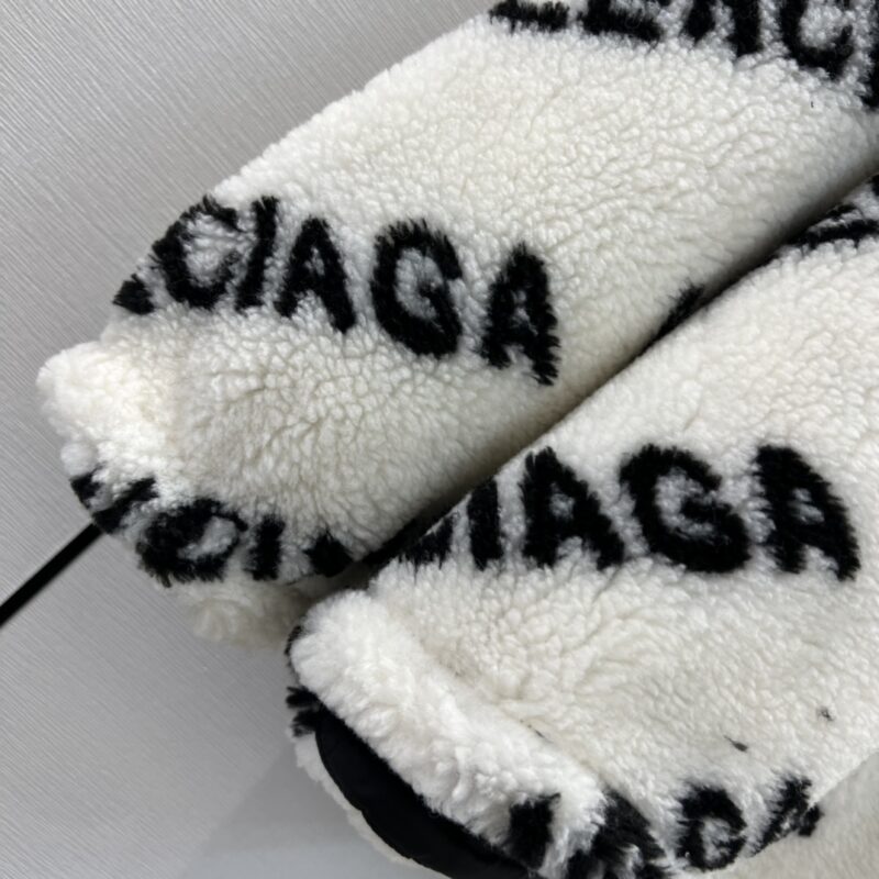 Balenciaga Coat - Image 5