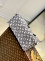 Louis Vuitton Onthego Handbag-35*27*14CM - Image 4