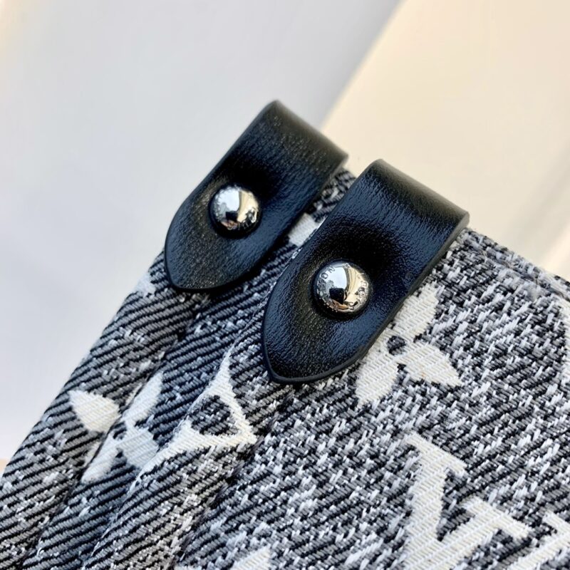 Louis Vuitton Onthego Handbag-35*27*14CM - Image 6