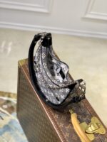 Louis Vuitton Loop Handbags-M40511-23*13*6CM - Image 5